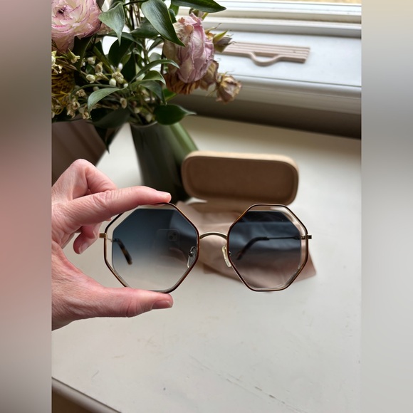 Chloe Accessories - Chloe Poppy Sunglasses Excellent Used Condition